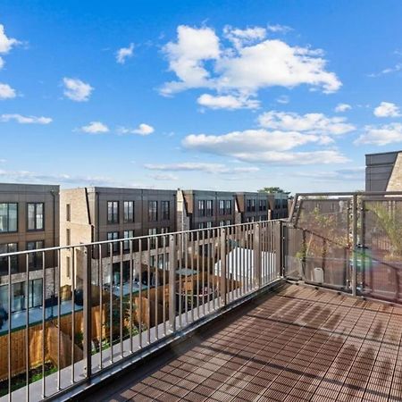 Amazing New Built Townhouse With Garden In London Vila Hendon Exterior foto